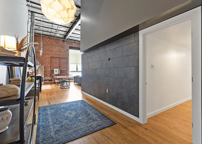Industrial Modern Loft In Downtown Apartment Lafayette