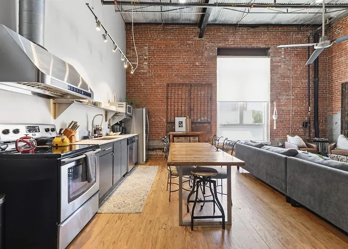 Industrial Modern Loft In Downtown Lafayette