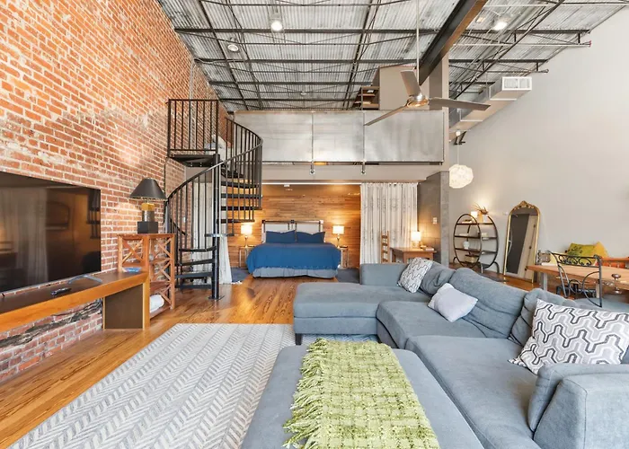 Industrial Modern Loft In Downtown Apartment Lafayette